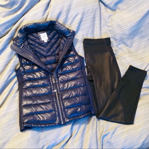 Gap G fast Leggings and Vest Combo - Picture 3 of 4